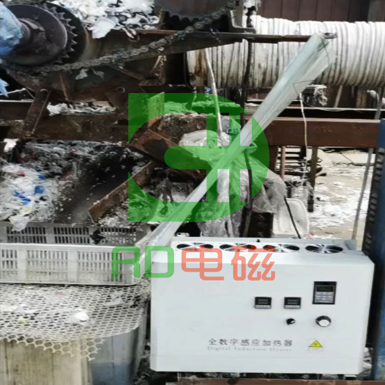 傳統塑膠行業(yè)使用電磁加熱器現狀