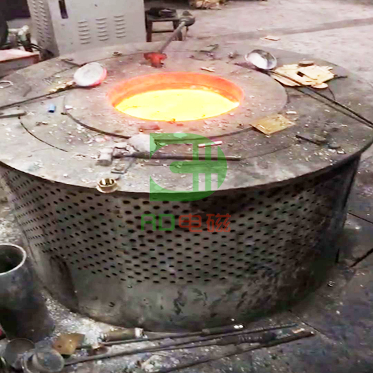 電磁熔銅爐客戶(hù)現場(chǎng)